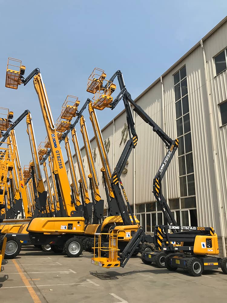 XCMG 18m articulated boom lift GTBZ18A1 self-propelled articulating boom lift for sale